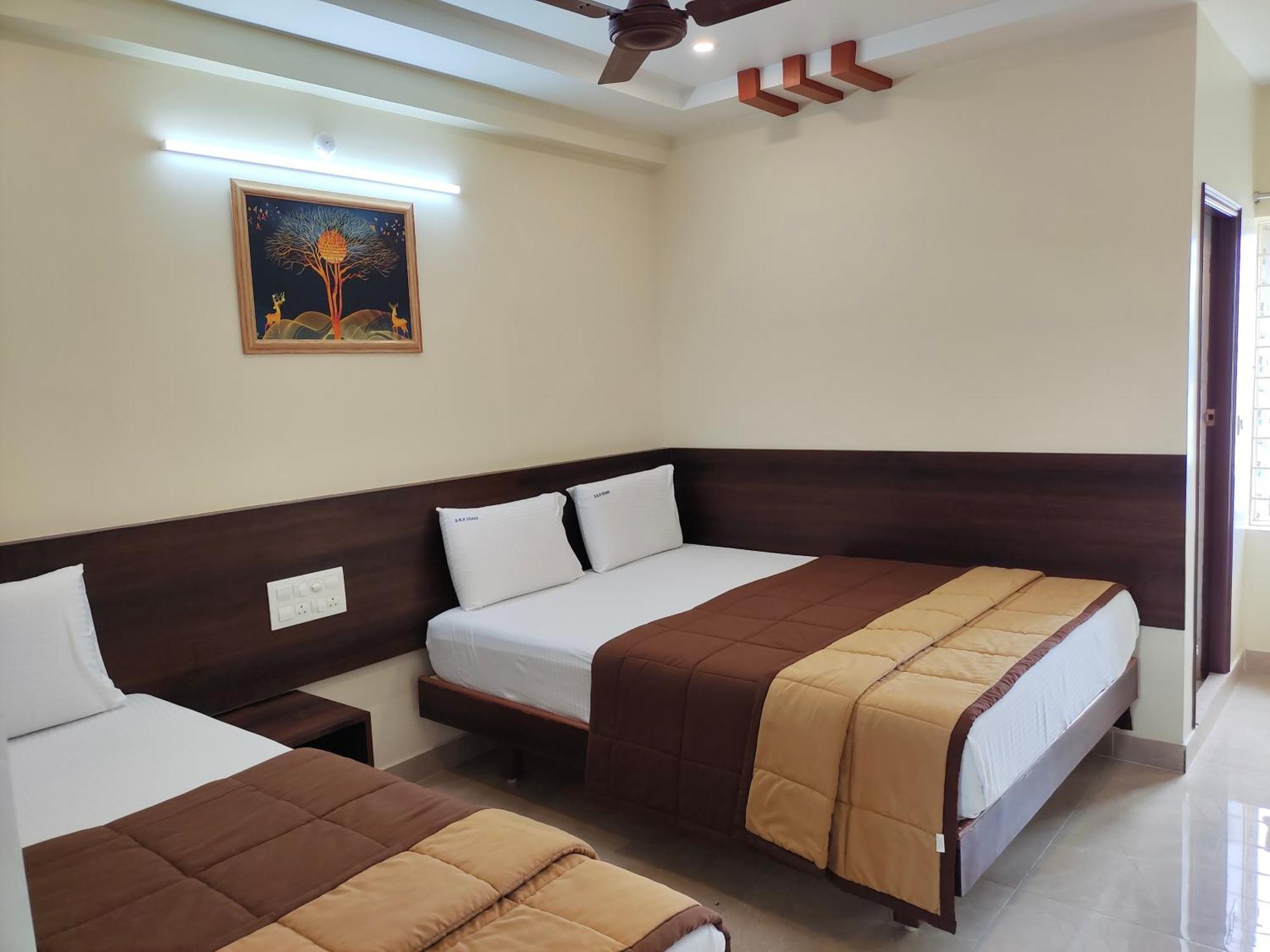 Hotel Dkr Grand Tirupati Zimmer foto
