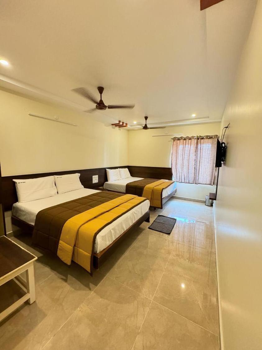 Hotel Dkr Grand Tirupati Exterior foto